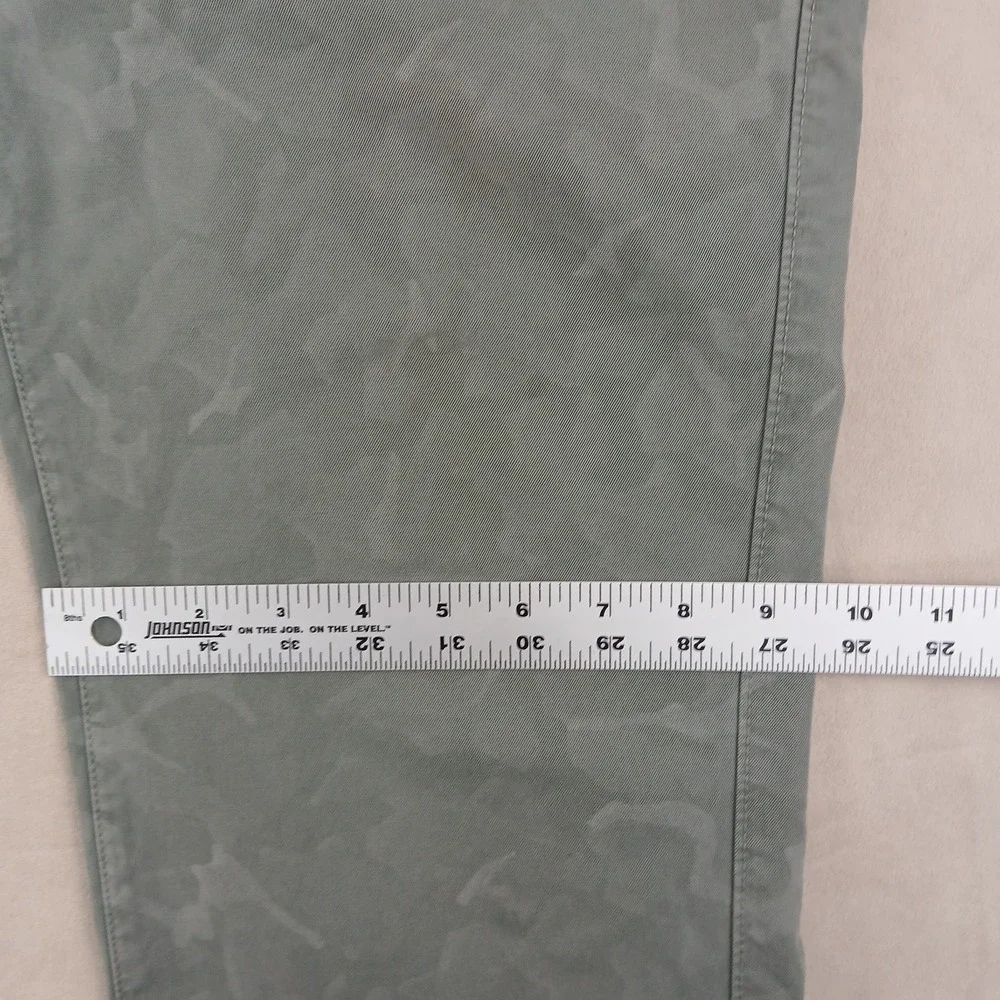 Banana Republic Aiden Chino 36x32 Mens Pants FLAWS Blue Camo **Actual 36x31 **